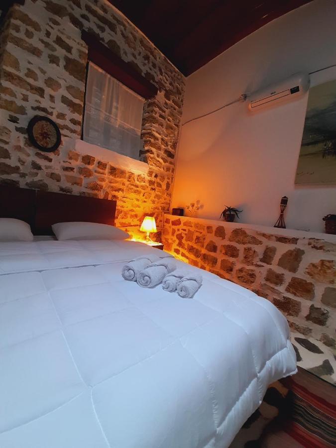 Gorica'S Bridge Hotel Berat Buitenkant foto
