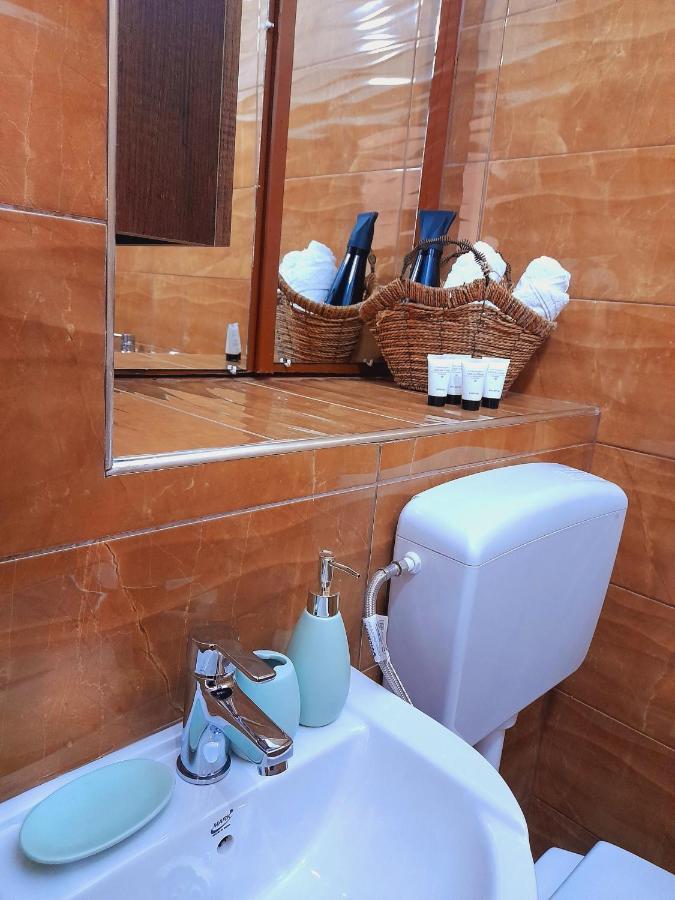 Gorica'S Bridge Hotel Berat Buitenkant foto