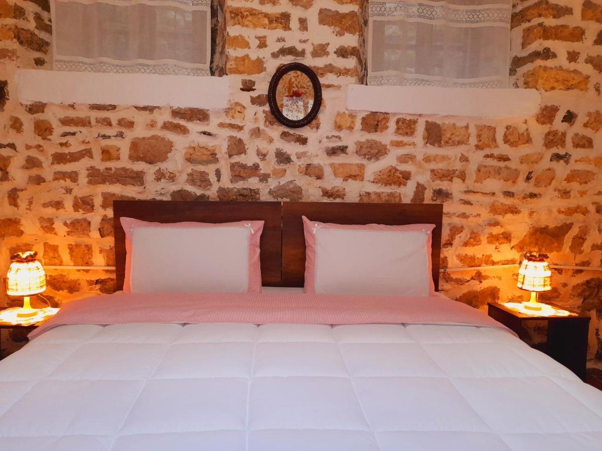 Gorica'S Bridge Hotel Berat Buitenkant foto